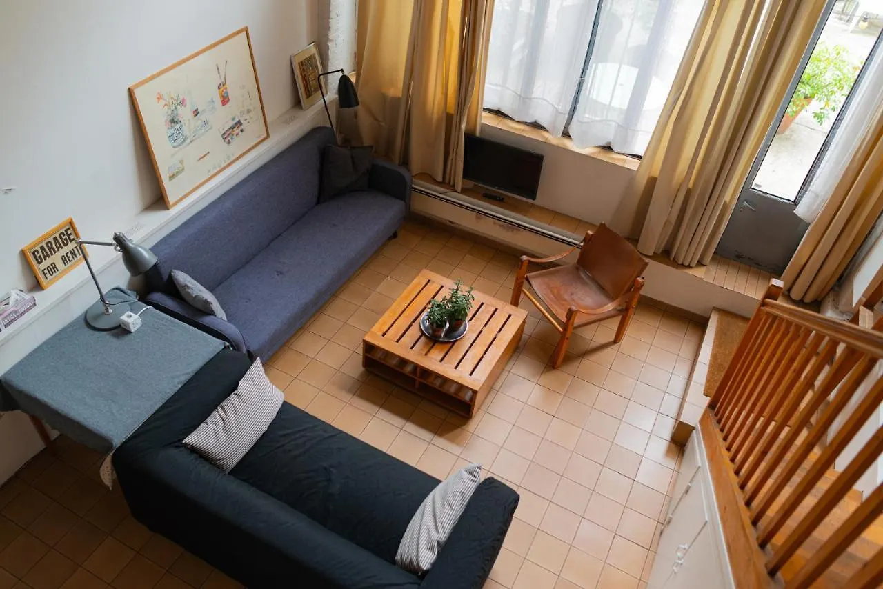 Le Garage Apartment